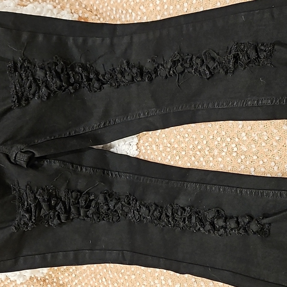 Hot Topic Jeans - Picture 5 of 12